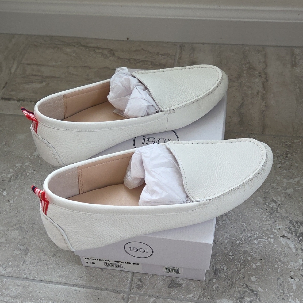 White Leather Womens Shoes with Red and Blue Stripes - Picture 2 of 4